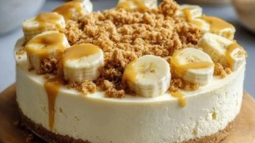 Banana Pudding Crunch Cheesecake