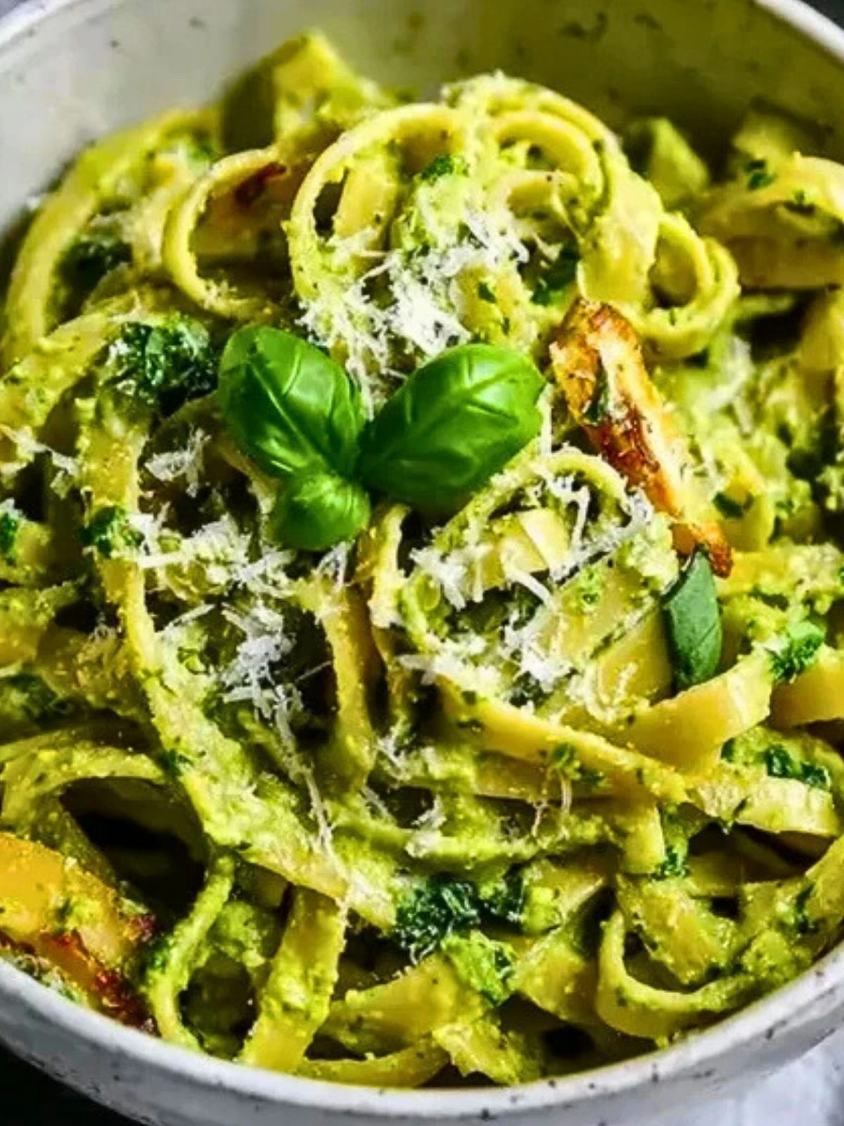Creamy 15 Minute Avocado Pasta (1)