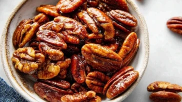 Easy Maple Candied Pecans