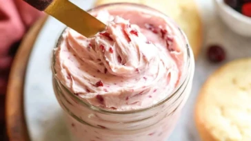 Homemade Cranberry Honey Butter