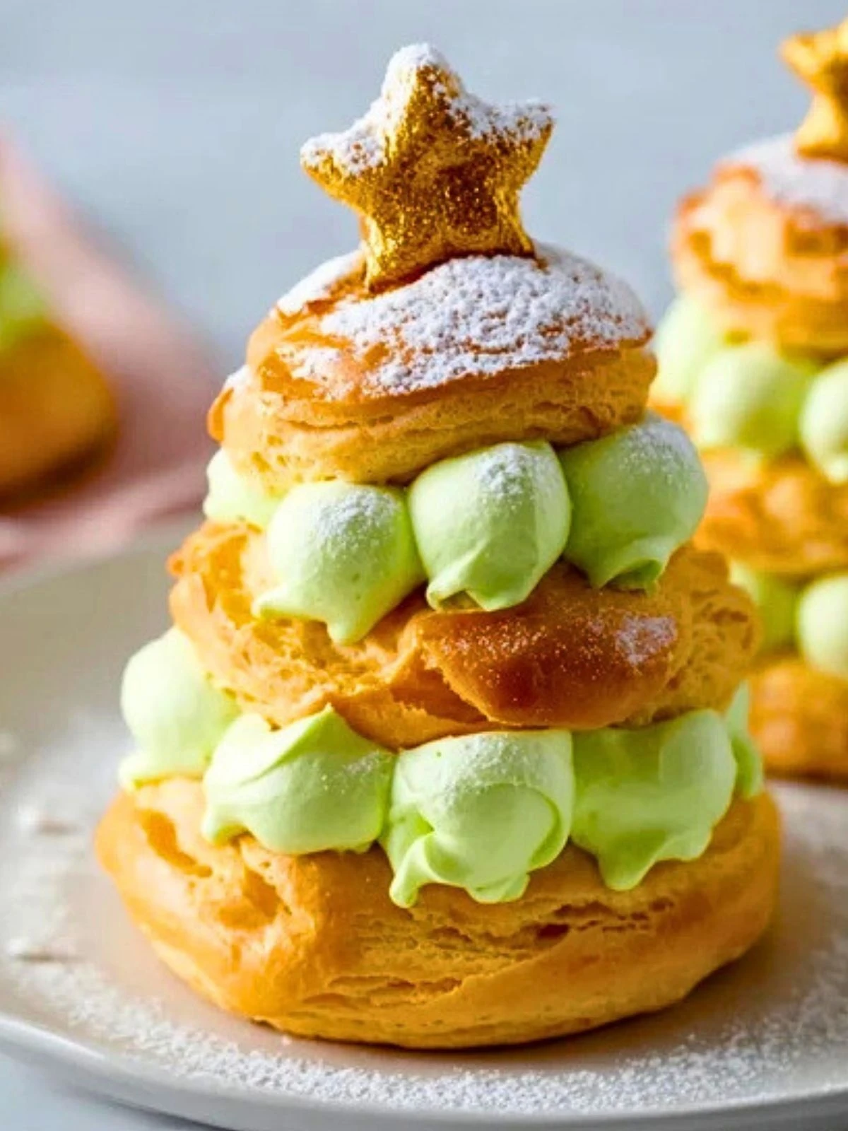 Christmas Tree Cream Puffs (1)
