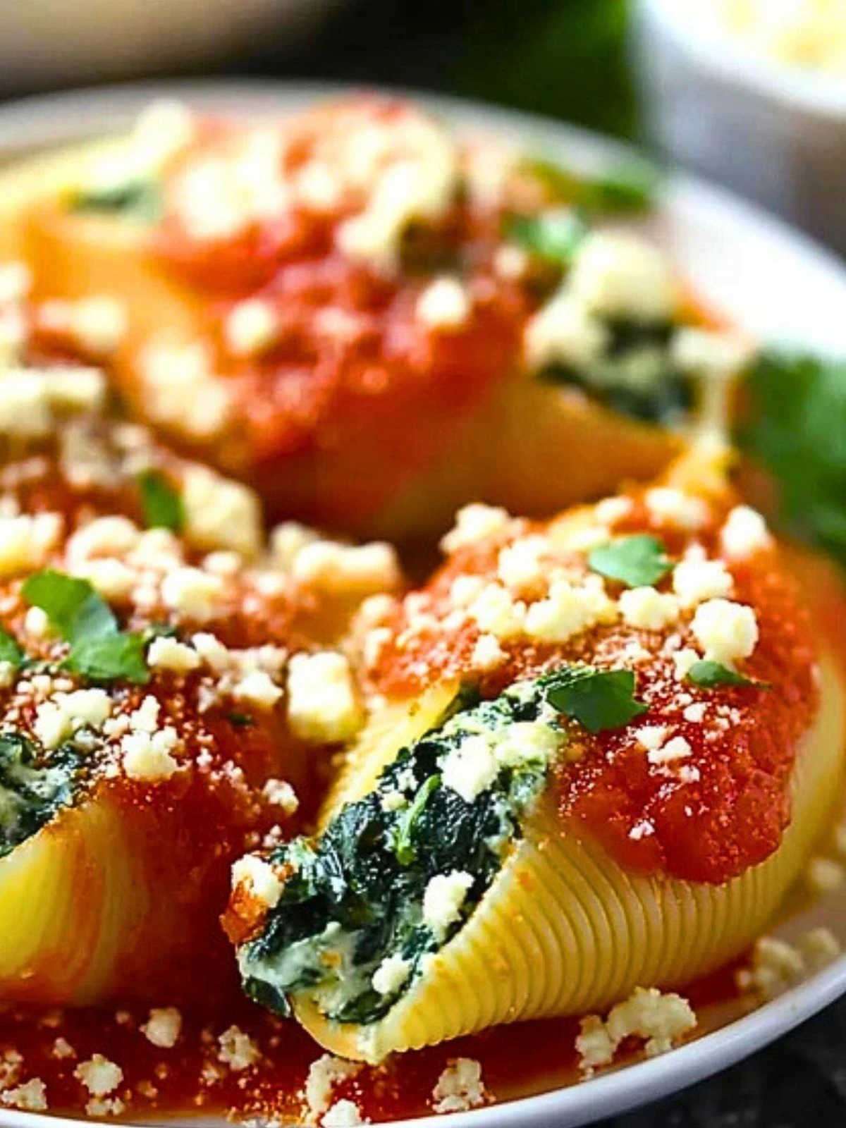Spinach and Cheese Stuffed Shells (1)