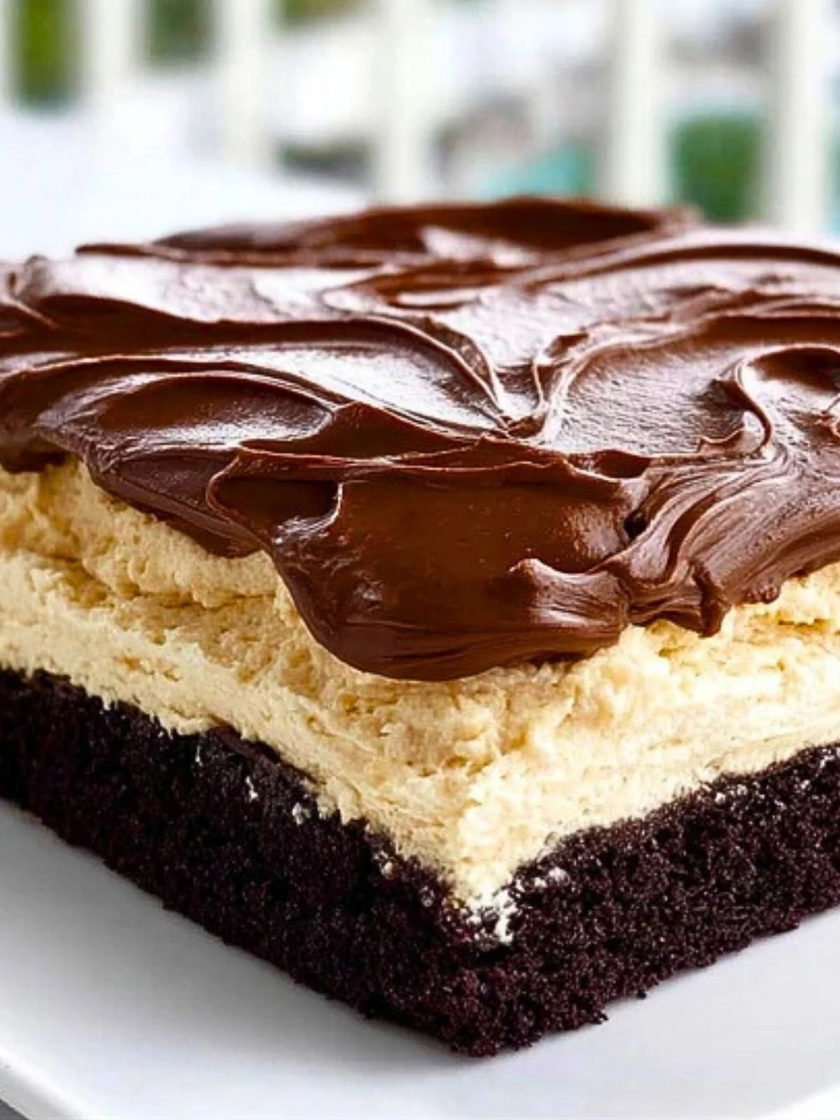 The Most Amazing Ding Dong Cake (1)