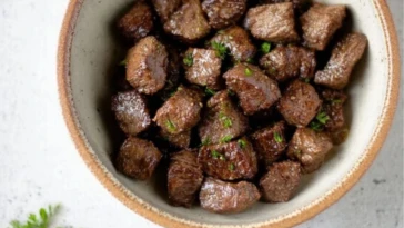 Delicious Crockpot Steak Bites