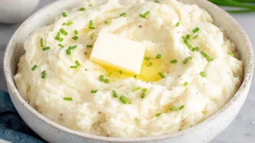 The Best Crockpot Mashed Potatoes