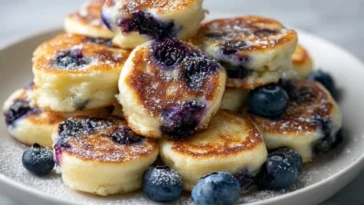 Blueberry Lemon Cottage Cheese Pancake Bites (3)