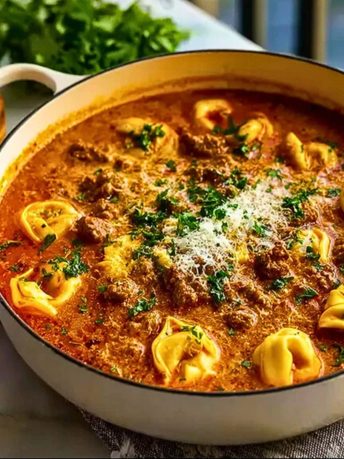 Rich Lasagna Soup With Tortellini (1)