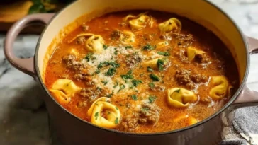 Rich Lasagna Soup With Tortellini