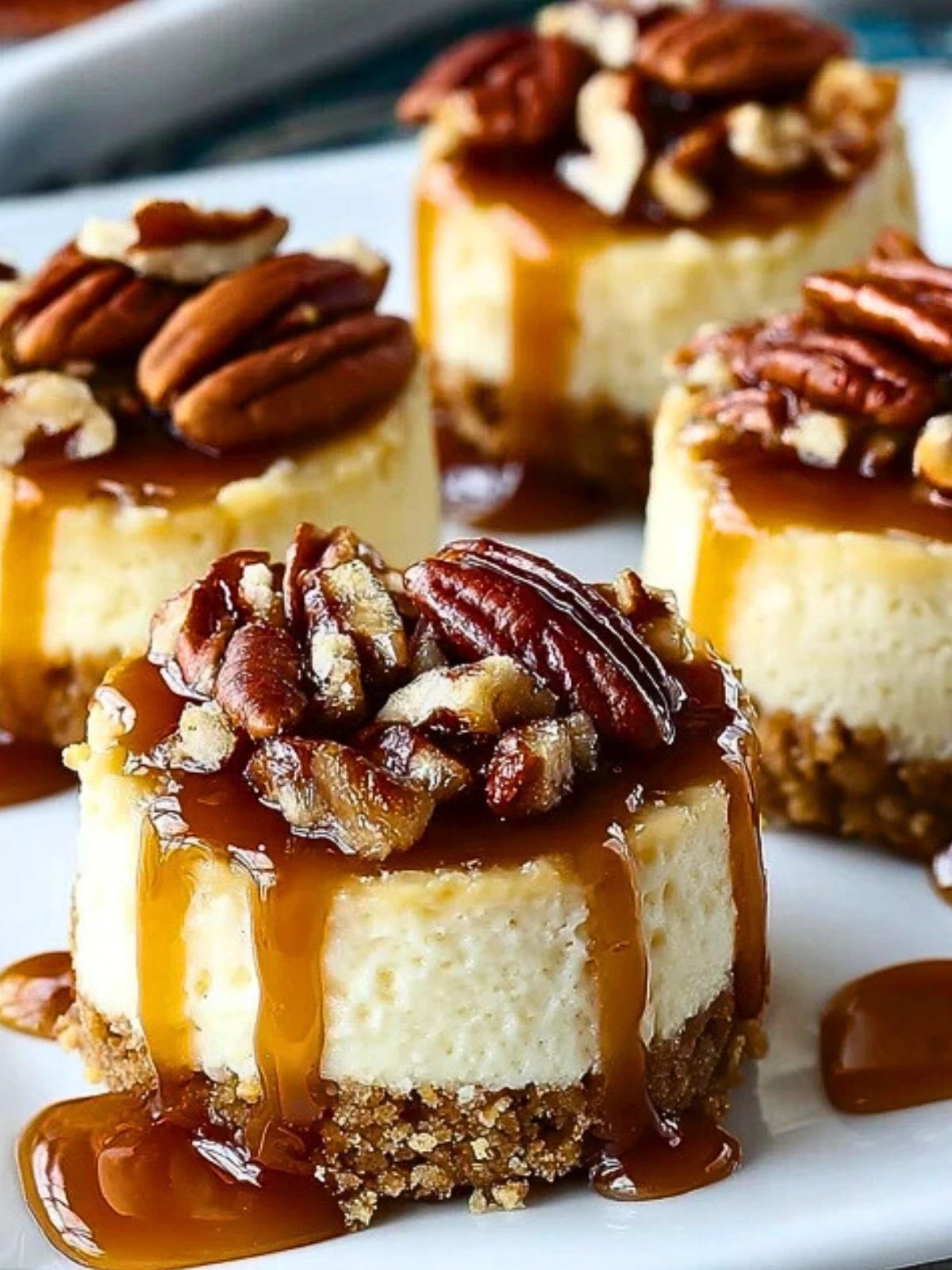 Mini Pecan Pie Cheesecakes (1)
