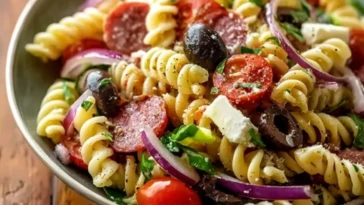 Simple Italian Pasta Salad