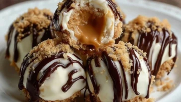 No-Bake Peanut Butter Cheesecake Balls Recipe
