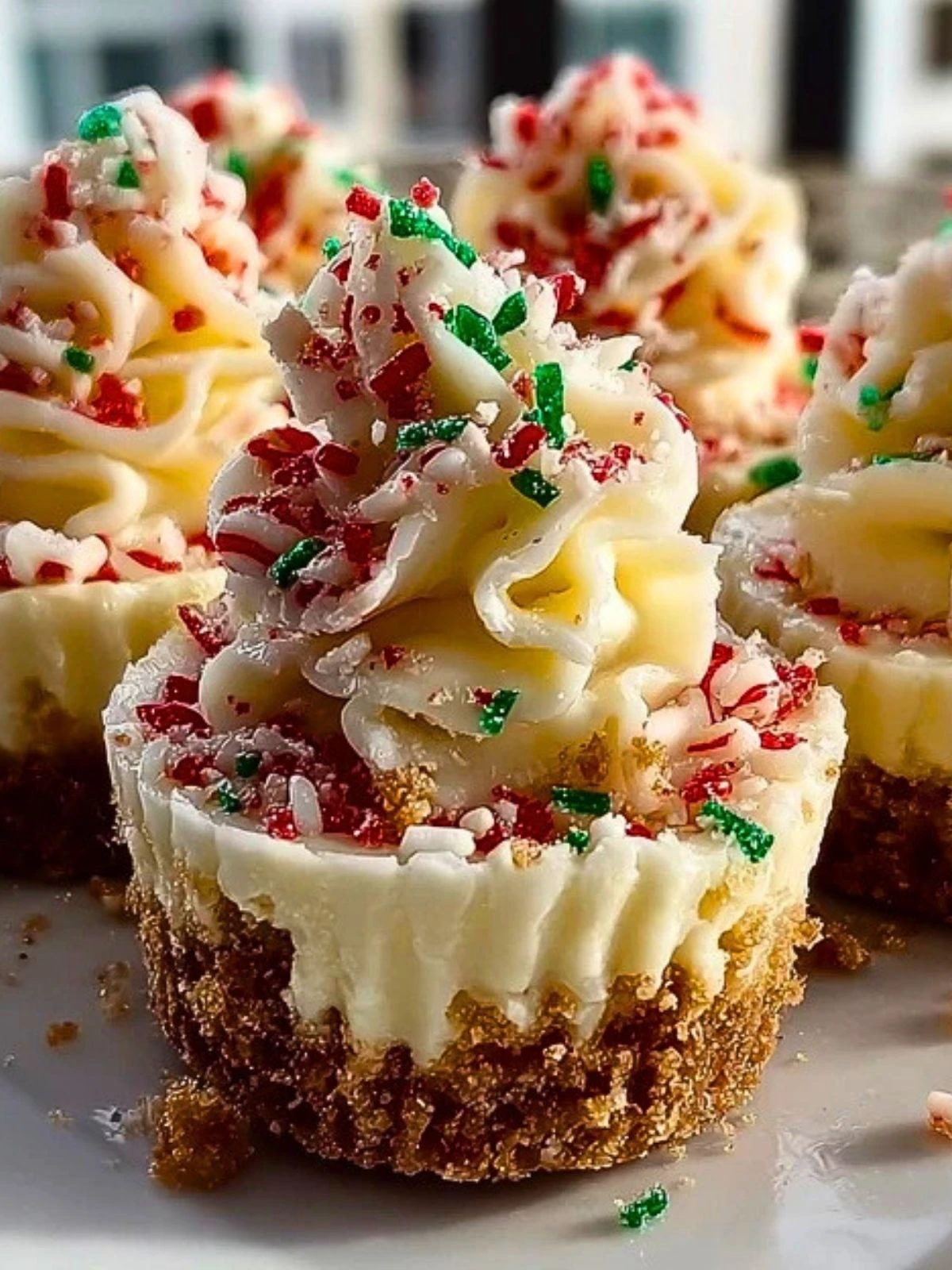 No Bake Christmas Mini Cheesecakes (1)