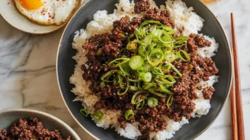 Quick and Easy Korean Ground Beef Bowl