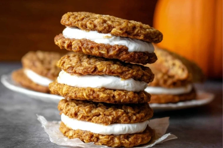 Pumpkin Oatmeal Cream Pies